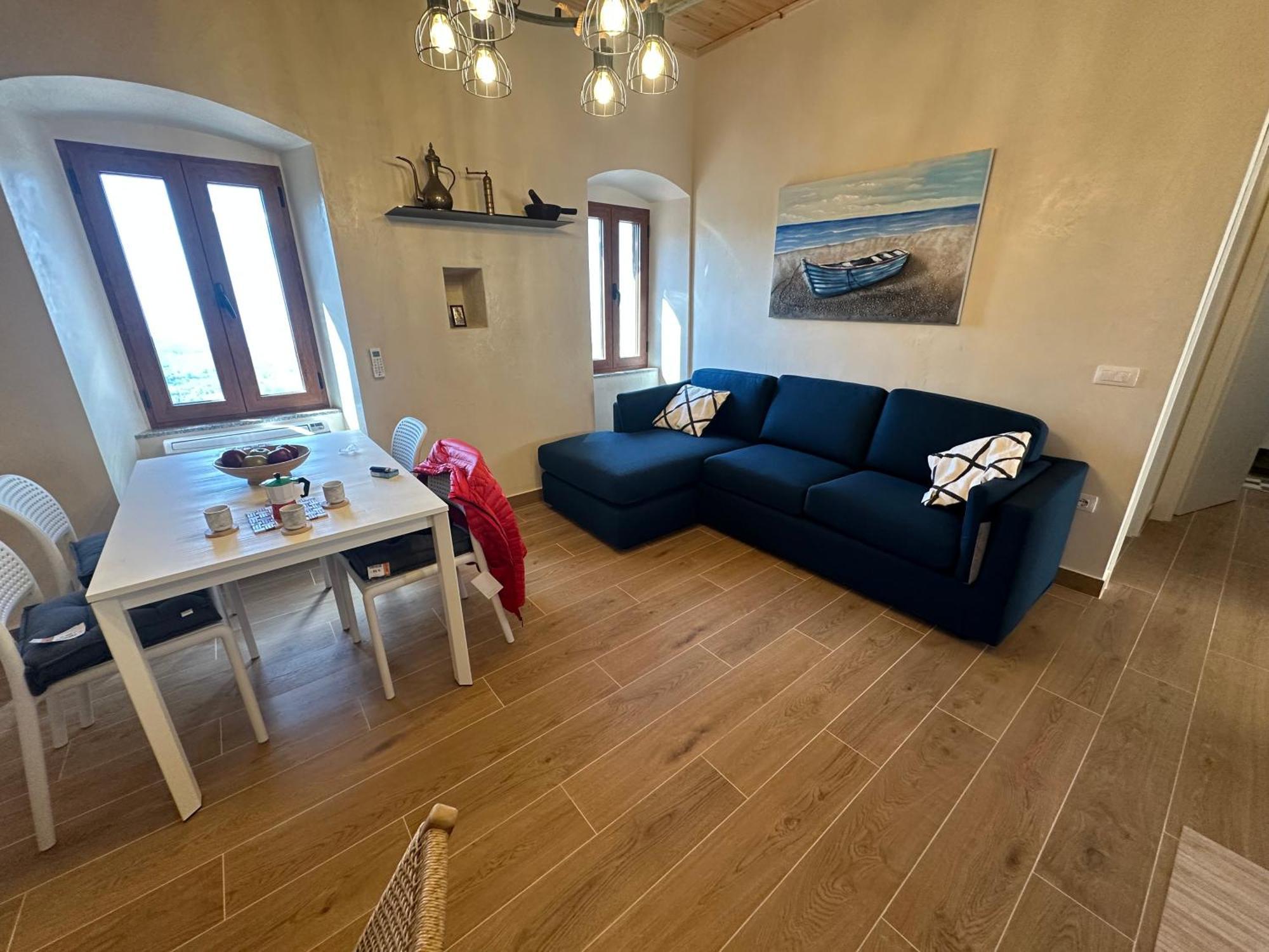 Ana & Angelo House Himare Feriehus *